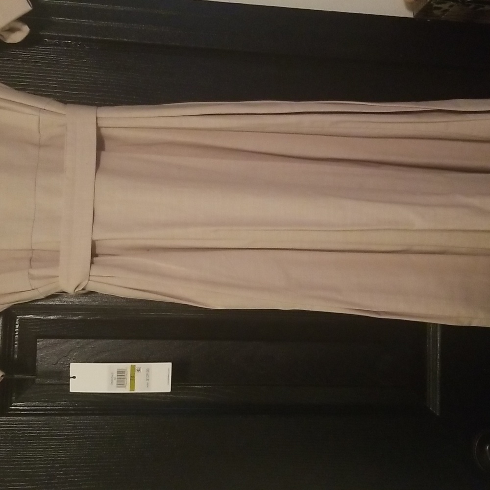 Classic Cream Tie-Waist Shirt Dress - Picture 5 of 10